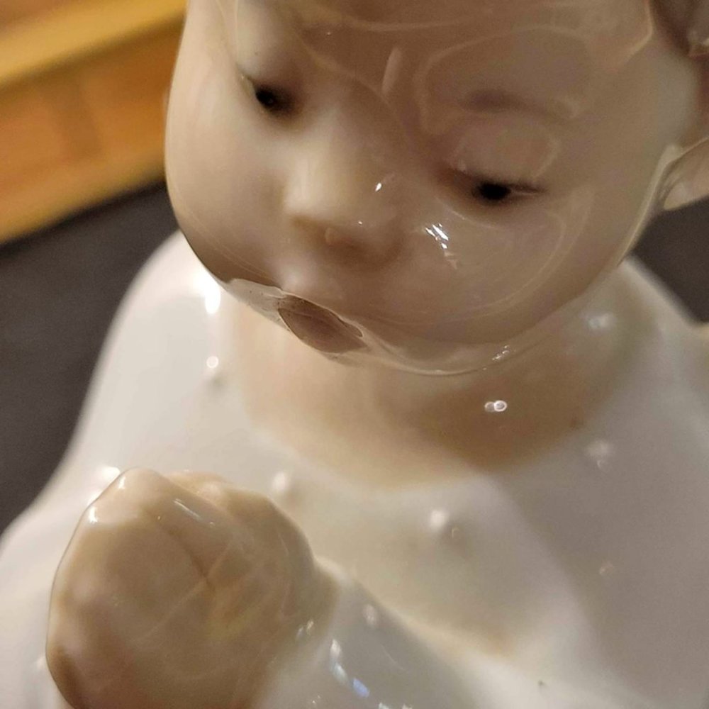 LLadro Praying Angel Boy Porcelain Figurine 4538 Hand made in Spain Retired 5x3"